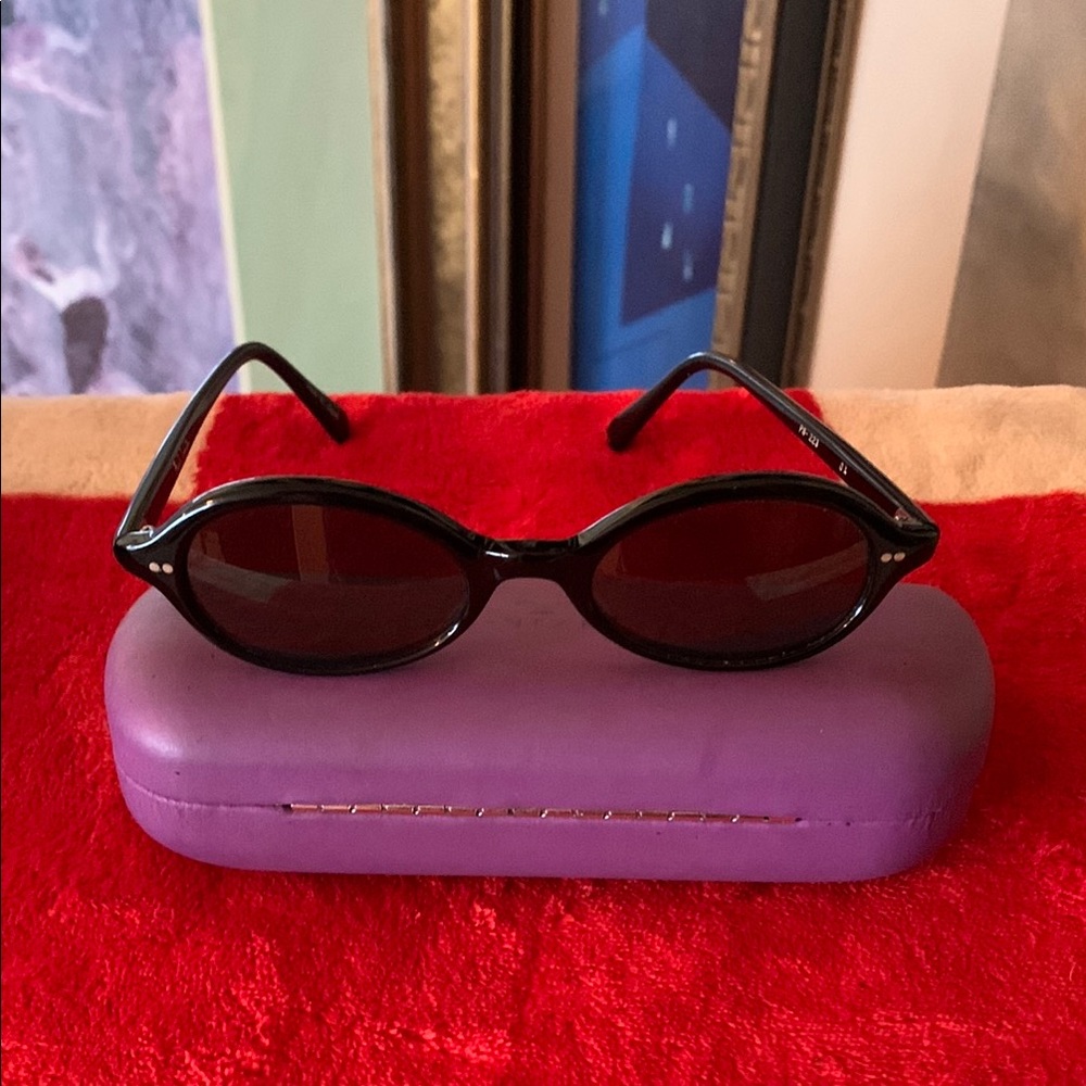 Stylish Paul Smith Black Sunglasses with Purple Case, case is not Paul Smith